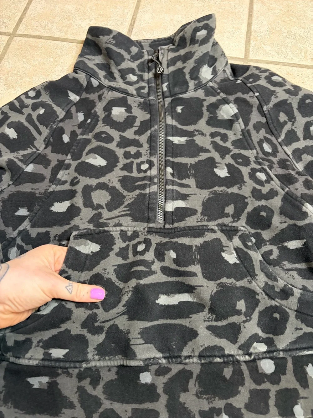 Lululemon Scuba Oversized Funnel Neck Half Zip Spray Leopard Anchor Grey/Black